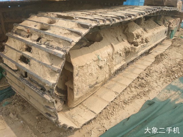 卡特彼勒 323DL 挖掘机