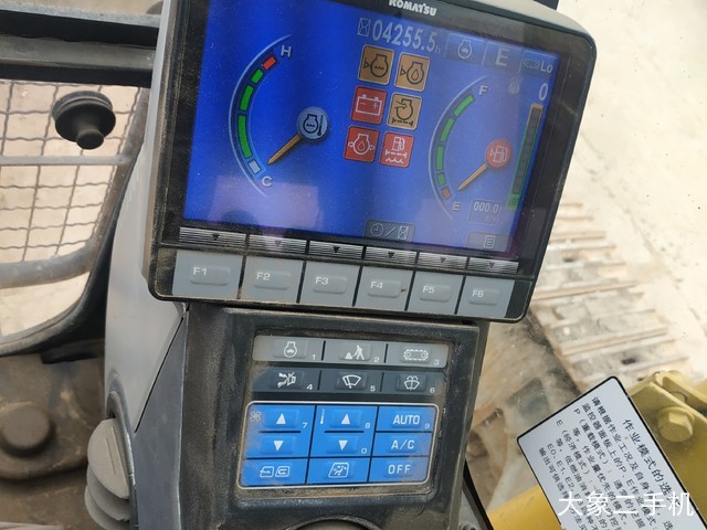 小松 PC360-8M0 挖掘机