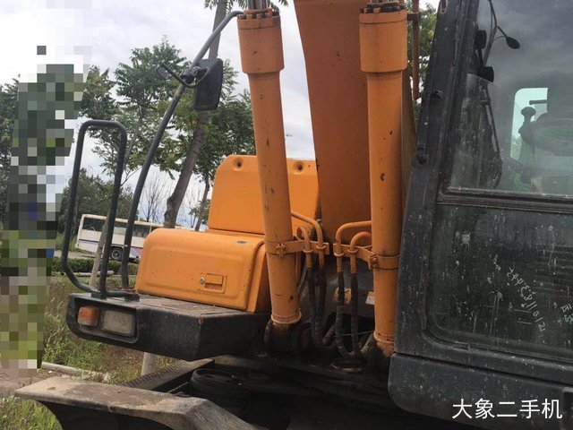 现代 R150W-7 挖掘机