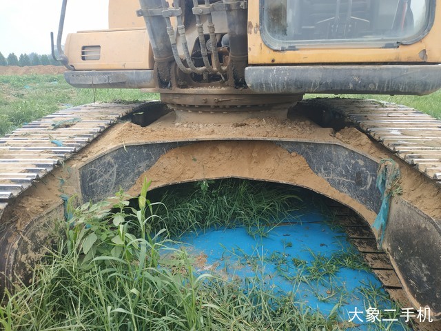 三一重工 SY235C 挖掘机