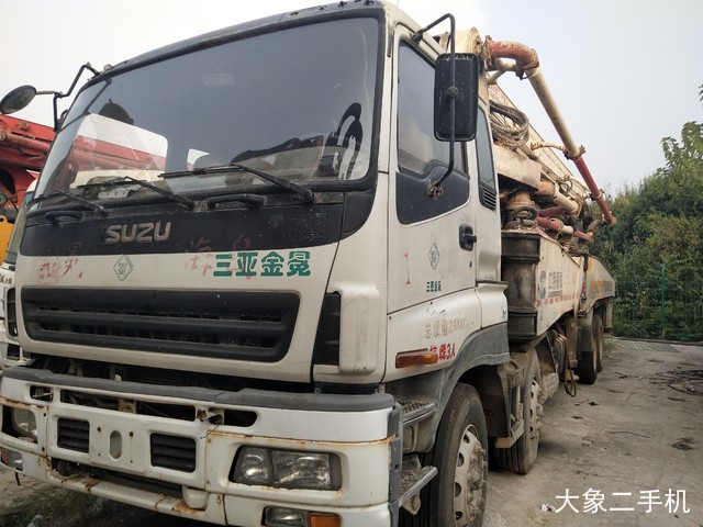 中联重科 ZLJ5401THB125-46 泵车