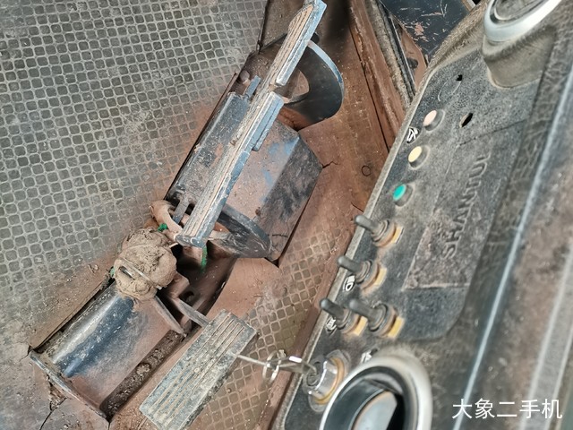 山推 SD32-8 推土机