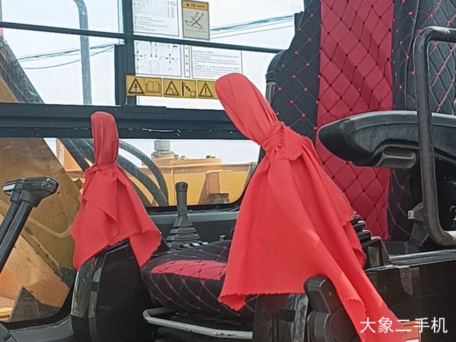 三一重工 SY65C 挖掘机