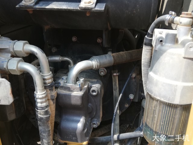 三一重工 SY75C-10 挖掘机