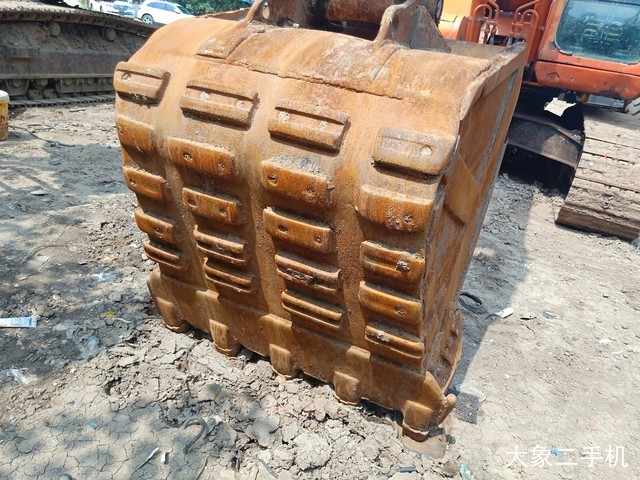 斗山 DH220LC-7 挖掘机