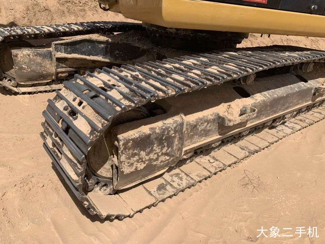 卡特彼勒 326DL 挖掘机