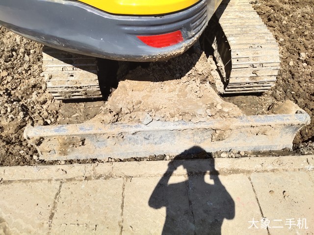 徐工 XE60D 挖掘机