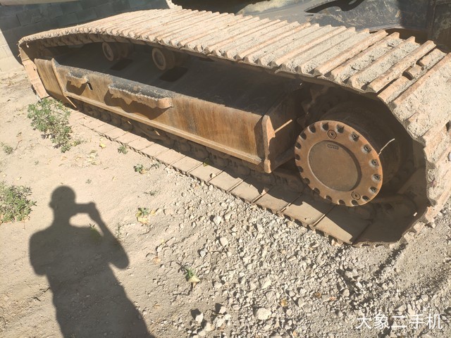 神钢 SK330-10 挖掘机