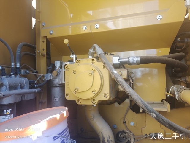 卡特彼勒 323FL液压 挖掘机