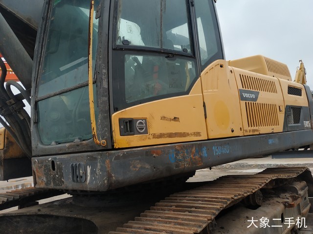 沃尔沃 EC480DL 挖掘机