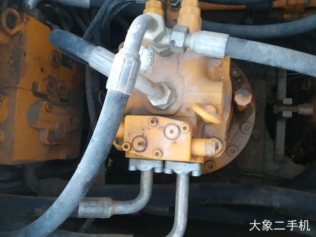 三一重工 SY215C 挖掘机