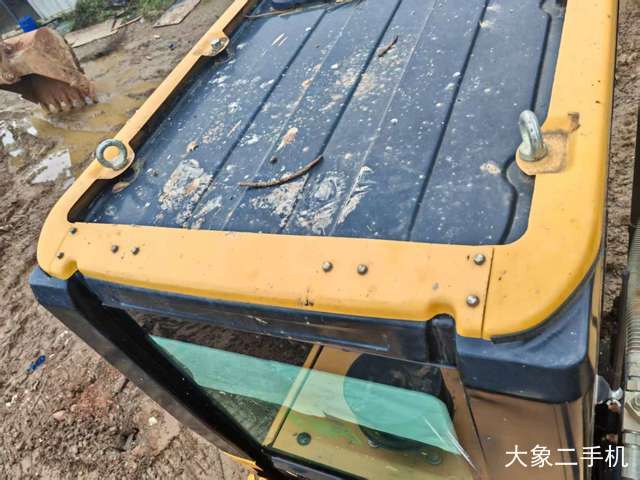 三一重工 SY225C 挖掘机