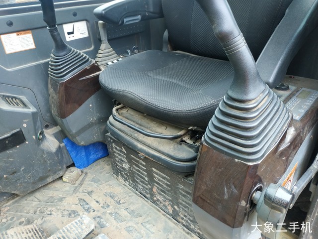 三一重工 SY60C 挖掘机