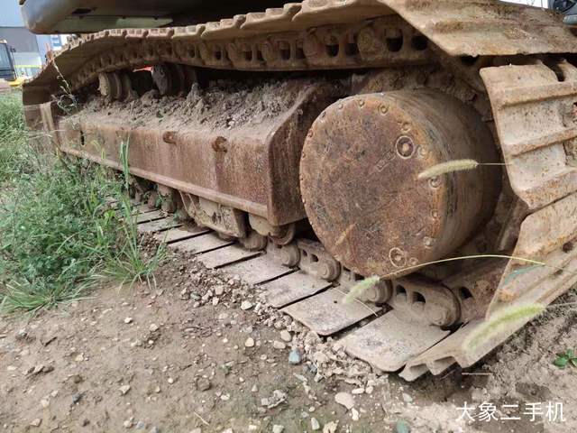 沃尔沃 EC210B 挖掘机