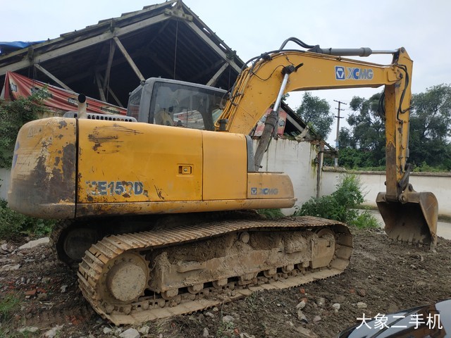 徐工 XE150D 挖掘机
