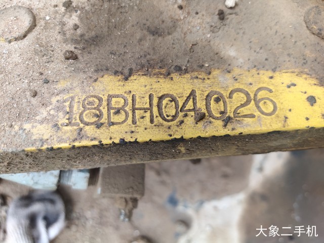 小松 PC220-8M0 挖掘机