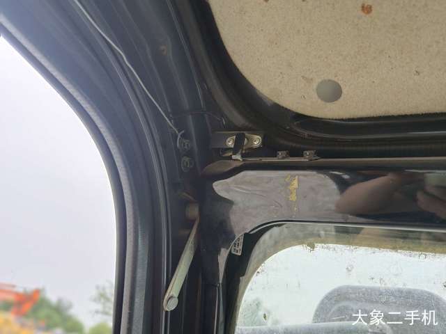 神钢 SK260LC-8 挖掘机