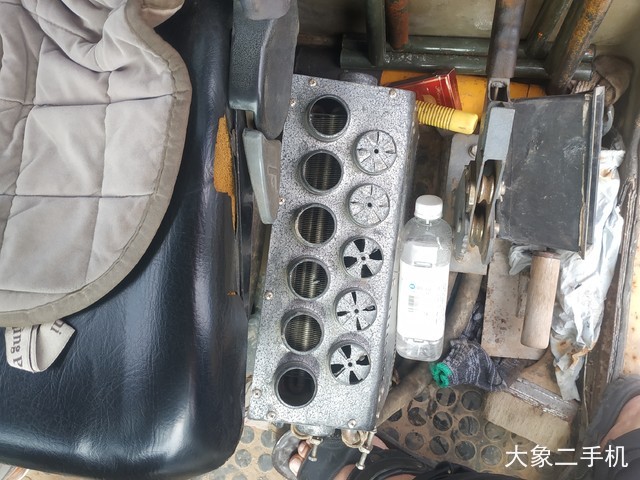 山推 SR22M 压路机