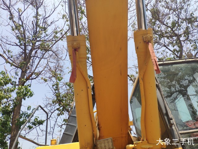 小松 PC300-7 挖掘机