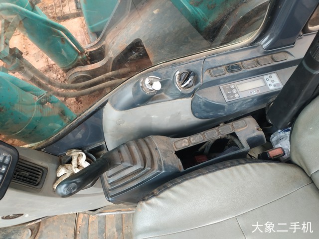 神钢 SK350LC-8 挖掘机