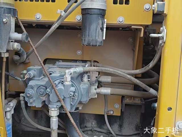 徐工 XE135D 挖掘机