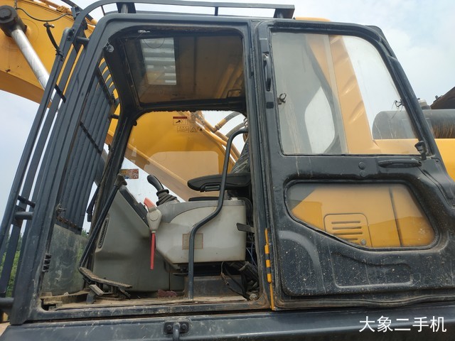 沃得重工 W2425LC-8 挖掘机