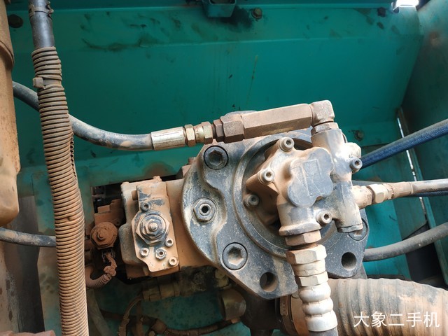 神钢 SK260LC-8 挖掘机