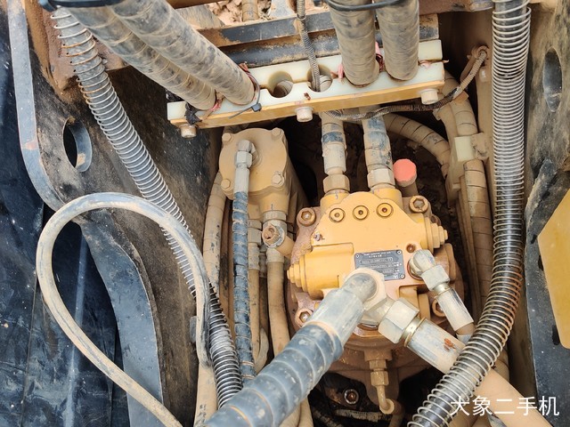 三一重工 SY75C 挖掘机