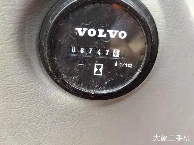 沃尔沃 EC300DL 挖掘机