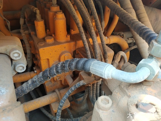 三一重工 SY285C 挖掘机