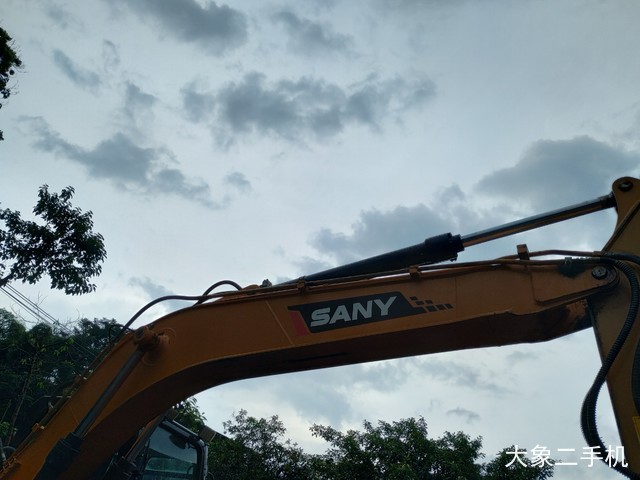 三一重工 SY135C 挖掘机