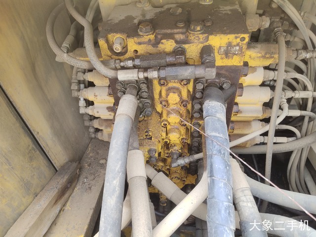 小松 PC270-7 挖掘机