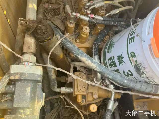 三一重工 SY135C 挖掘机