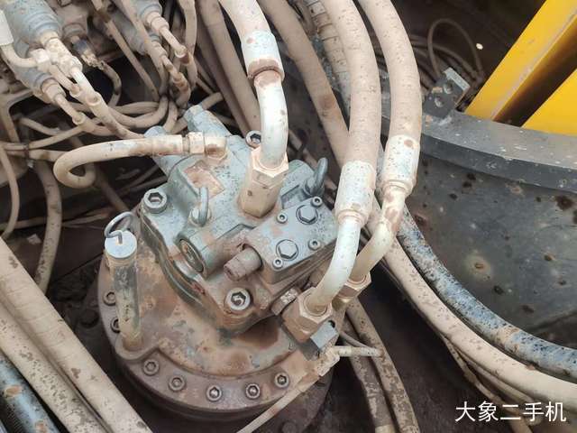 山东临工 E6300F 挖掘机