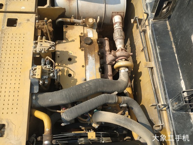 卡特彼勒 323DL 挖掘机