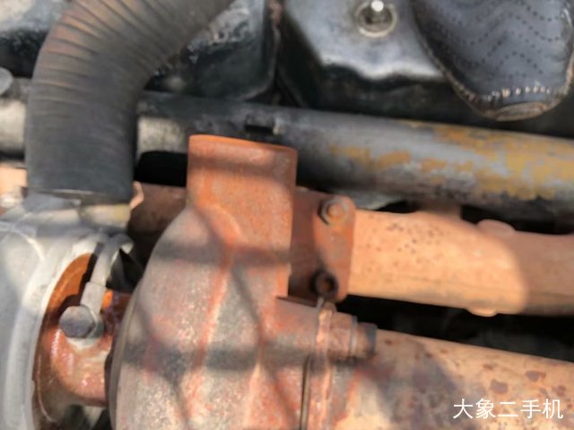 卡特彼勒 320B 挖掘机