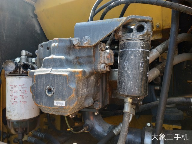 小松 PC240LC-8M0 挖掘机