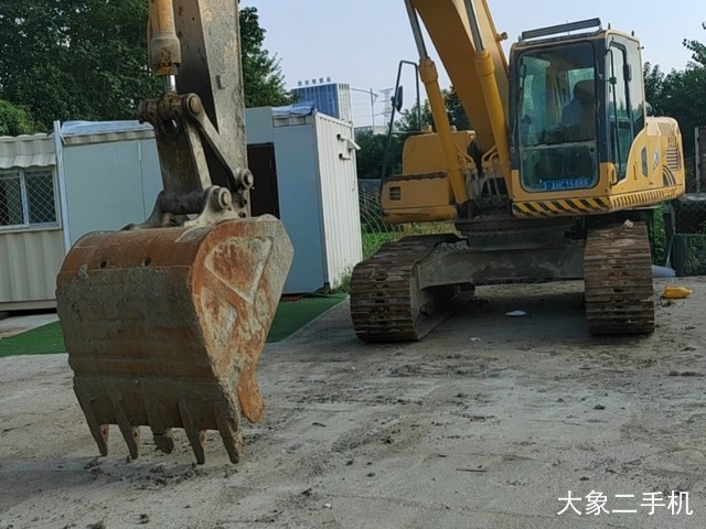 山推 SE210W 挖掘机