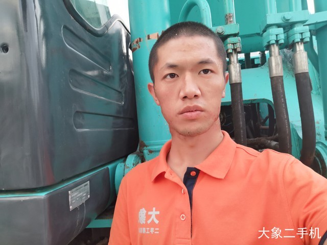 神钢 SK350LC-8 挖掘机