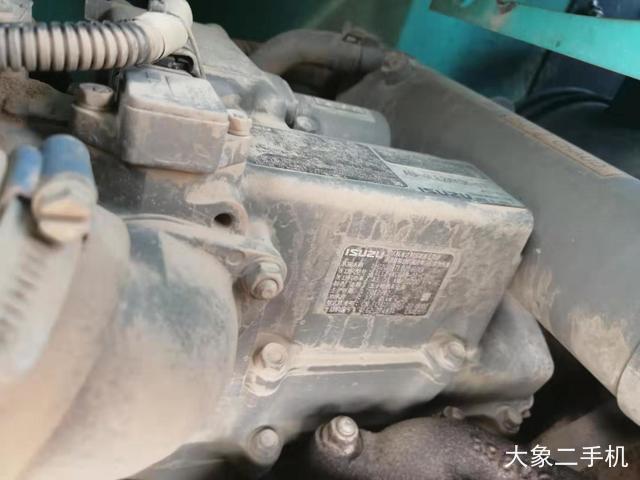 神钢 SK75-8 挖掘机