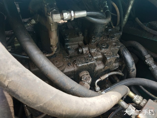 神钢 SK460-8 挖掘机