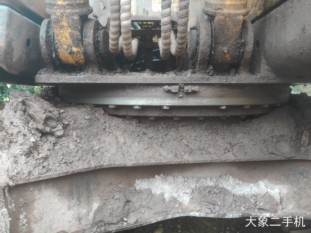 现代 R150LC-9 挖掘机