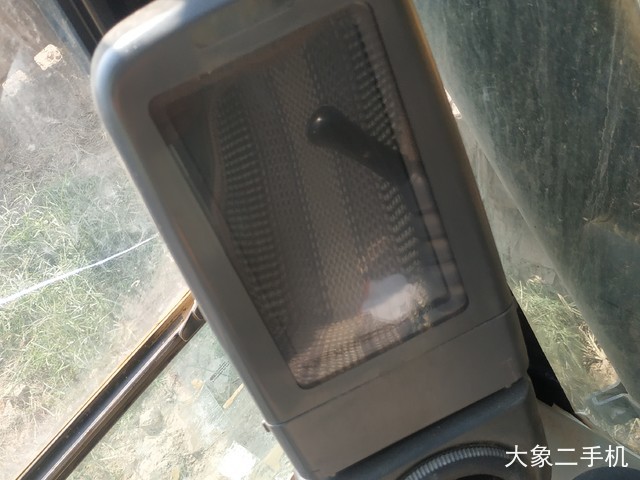 卡特彼勒 323DL 挖掘机