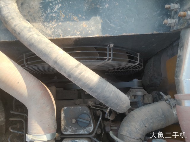 现代 R150LC-9 挖掘机