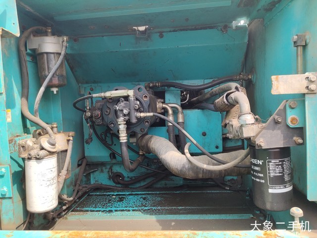 神钢 SK250-8 挖掘机