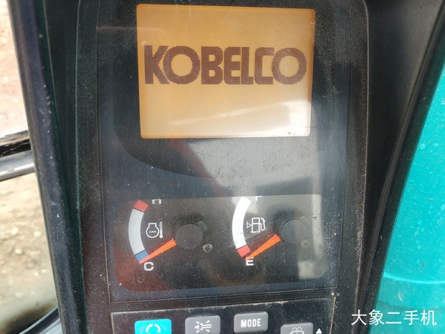 神钢 SK250-8 挖掘机