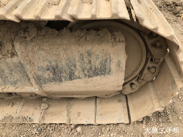 沃尔沃 EC240B 挖掘机