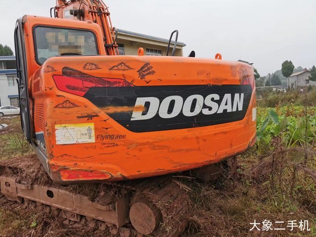 斗山 DX120-9C 挖掘机