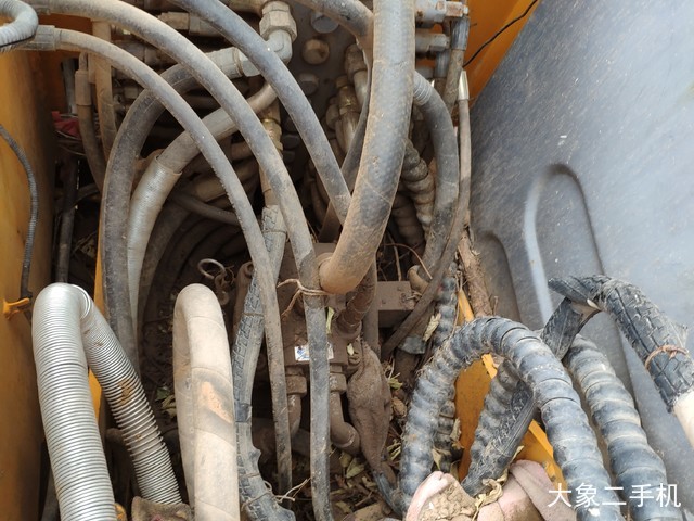 徐工 XE80 挖掘机