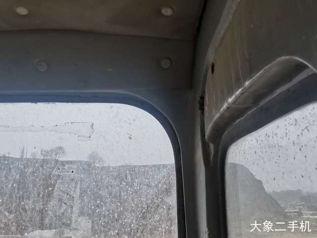 加藤 HD820 挖掘机